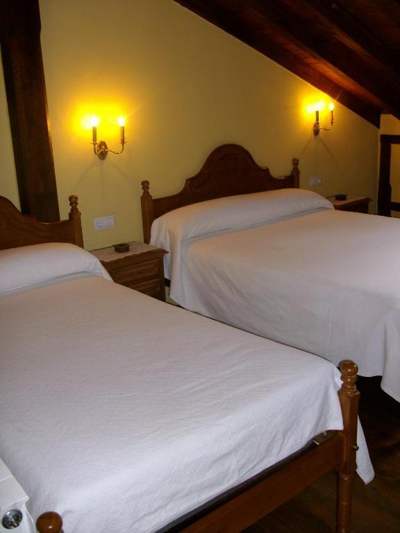 Casa Rural La Torre De Espinama Zimmer foto